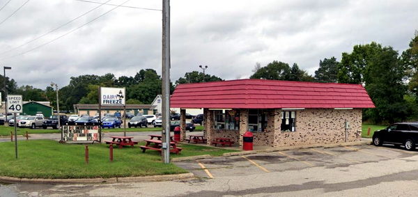 Tastee-Freez - Otsego - 1443 M-89 (newer photo)